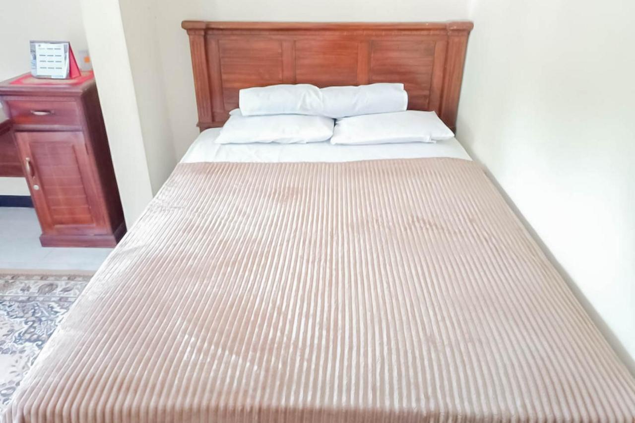 Triyoga Homestay Syariah Redpartner Sangkanurip Exterior foto